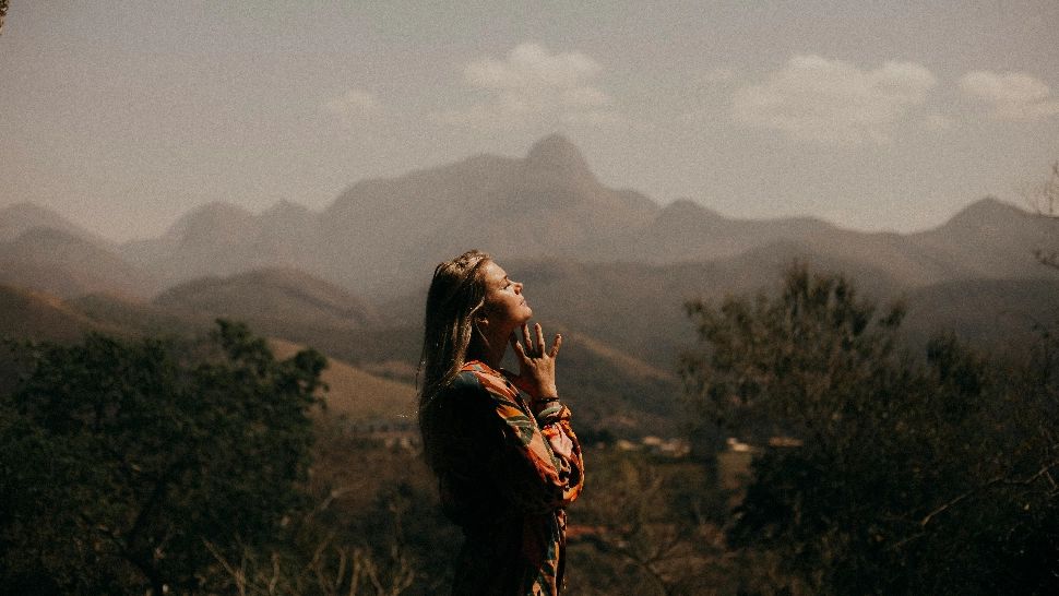 3 nativi din zodiac, sub protecție divină în săptămâna 4-10 martie. Au noroc la bani și sunt recompensați la locul de muncă