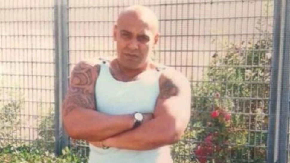 Alertă în lumea interlopă. Un temut criminal și șef de clan din România tocmai s-a eliberat. Judecătorii îl consideră pericol public