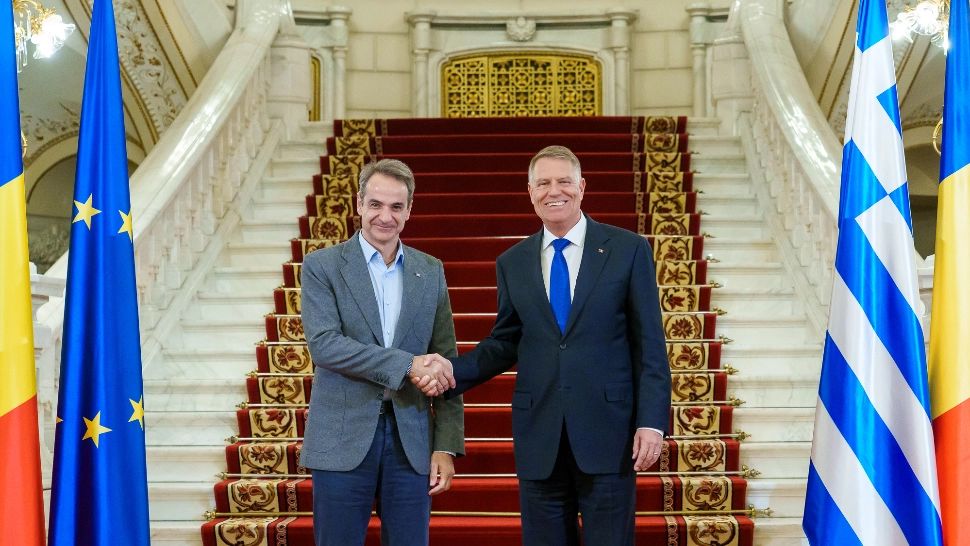 Preşedintele Klaus Iohannis a discutat cu premierul grec Kyriakos Mitsotakis. Principalele subiecte abordate de cei doi oficiali