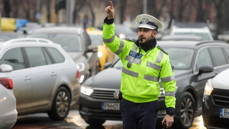 Ce se întămplă dacă nu semnezi procesul verbal întocmit de poliția rutieră. Un judecător explică