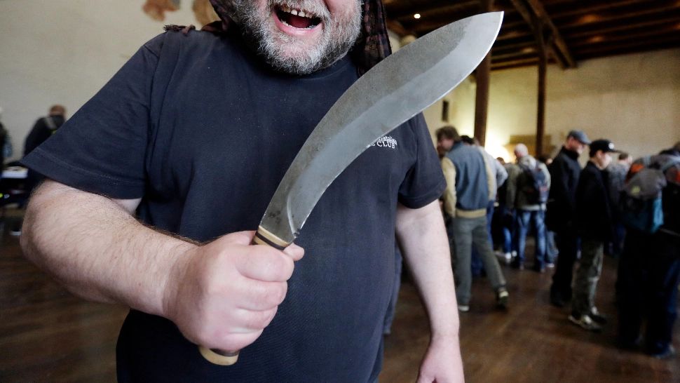 Reglare de conturi în stil mafiot, cu MACETA, pentru o varză din supermarket – FOTO