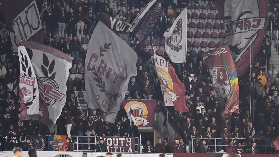 Liderul galeriei Rapid a ajuns în arest preventiv. Alți doi ultrași îl urmează în spatele gratiilor 