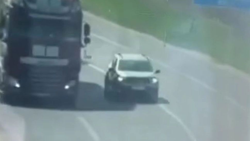 Șofer vitezoman, prins de radarul din...aer! VIDEO