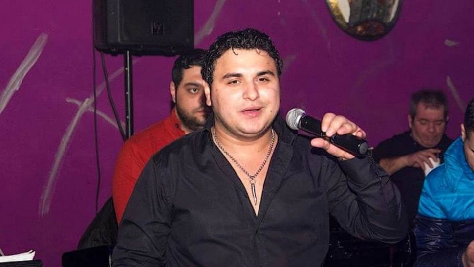 Sorinel Copilul de aur, sechestrat 12 ore la o nuntă! Manelistul, obligat să cântă până la epuizare