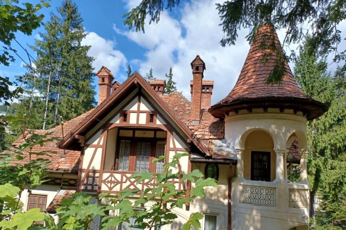 Vila de lux a Prințului Paul, de la Sinaia, vândută de ANAF pe o sumă infimă