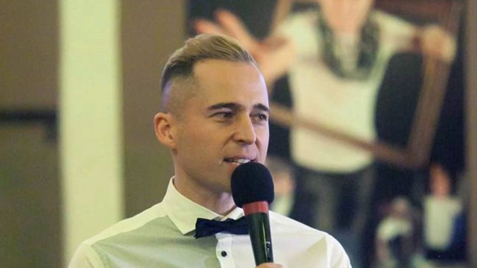 Dinu Maxer s-a supărat rău pe Smiley. De vină este "S-a furat nevasta!"