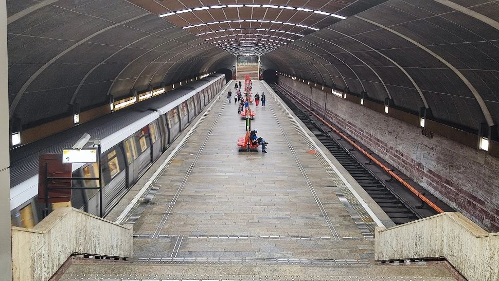Programul circulației trenurilor de metrou în perioada zilelor libere de 1 Mai și a Sărbătorilor Pascale. Anunțul Metrorex