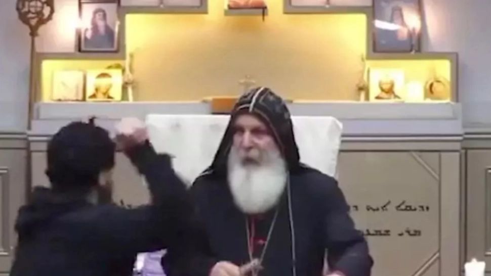 5 adolescenți, inculpați pentru TERORISM după atacul cu cuțitul de la o biserică din Sydney. Ce au descoperit autoritățile în timpul perchezițiilor 