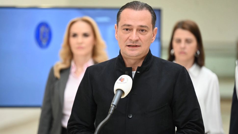 Sectorul 4 al Municipiului București  a adus Secția 26 de Poliție în Mall Grand Arena. Daniel Băluță: "Realizăm o premieră în România"