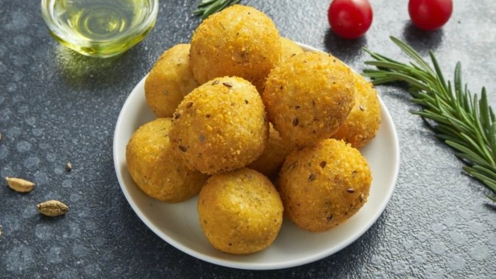 Cele mai bune rețete de chiftele de post cu cartofi și morcovi. Deliciile care te vor face să uiți de restricții alimentare