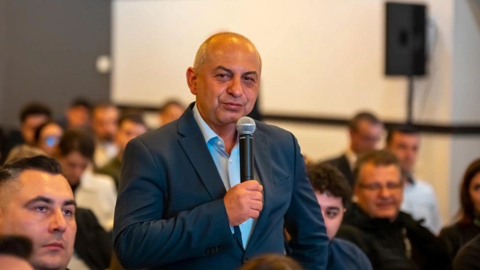 Surse: Medicul Cătălin Cîrstoiu ar fi ajuns la Guvern, la ședința la care i se va decide soarta