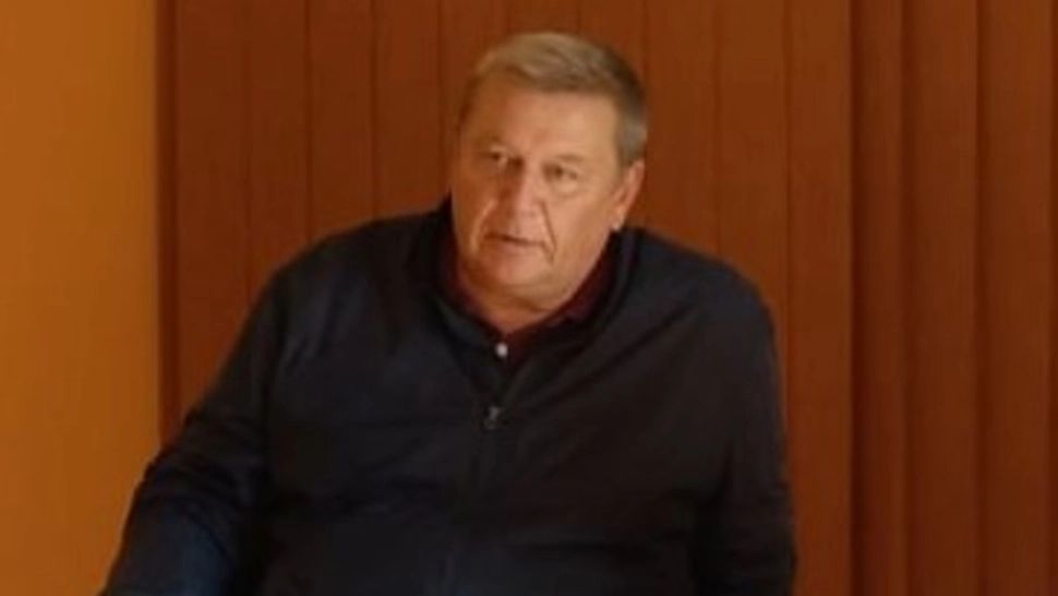 Traseism în familie. Un primar din Brăila s-a mutat cu tot cu soție de la un partid la altu