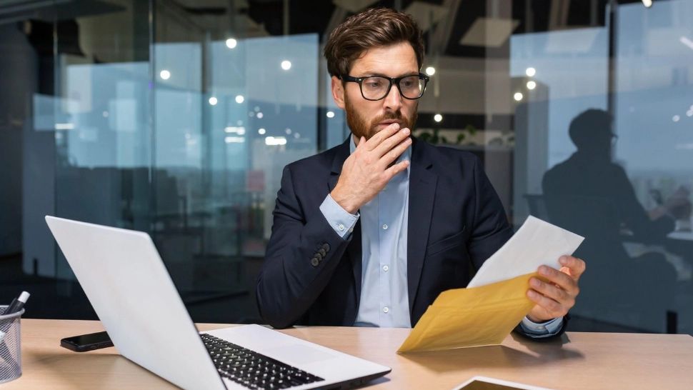 Factură de infarct, primită de un american care și-a făcut vacanța în Elveția. Ar ede plată la mobil 143.000 de dolari!