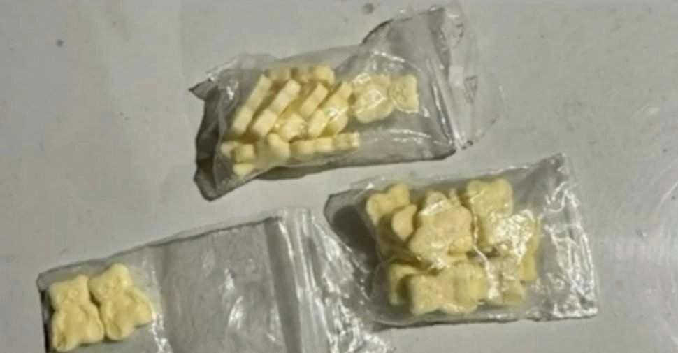 Un nou drog foarte periculos a apărut în România. Ce este "Timbrul Buddha"?