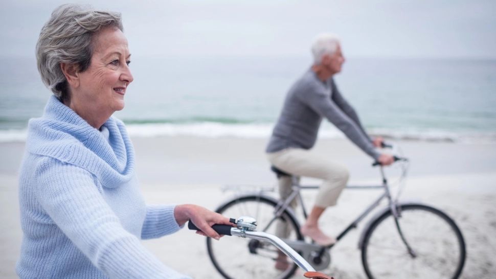 Cum poți „inversa” încărunțirea firelor de păr. Iată 3 metode propuse de specialiști