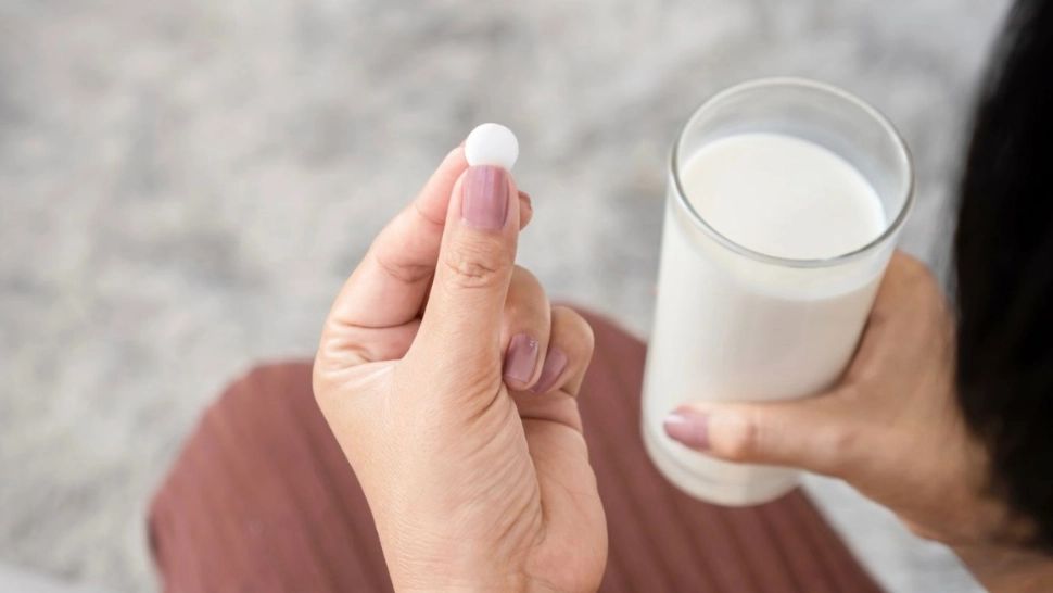 Ce pastile NU trebuie să iei niciodată cu lapte