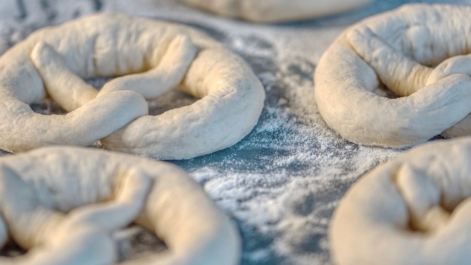 Alimentul preferat de români, în fiecare dimineață, este bombă cu ceas pentru sănătate: „Conține aproximativ 300 de calorii”