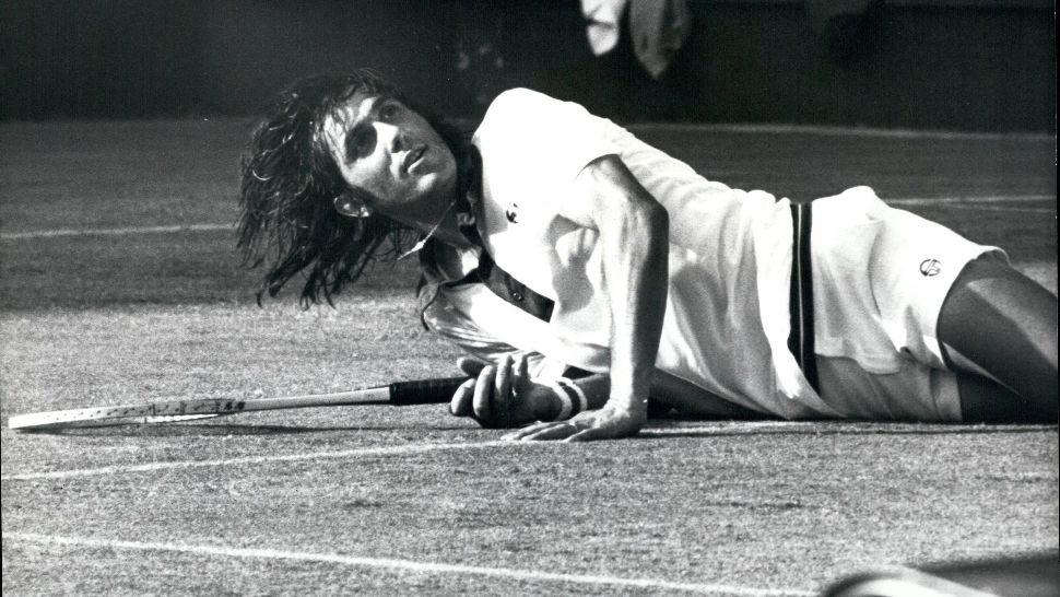 Ilie Năstase cântă și dansează! Imagini de colecție din cariera de pop star a celui mai mare tenismen român - VIDEO