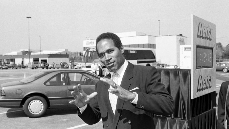 A murit OJ Simpson, cel mai controversat sporitiv american din toate timpurile. A fost acuzat de o dublă crimă