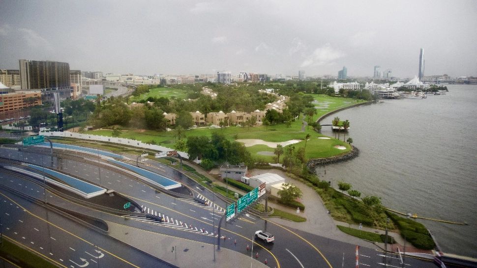 Inundații devastatoare, în Dubai: mall-ul și aeroportul, sub apă - FOTO