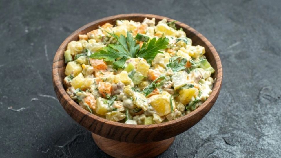 Rețetă de salată orientală cu maioneză. Ce să mai adaugi pentru un gust desăvârșit