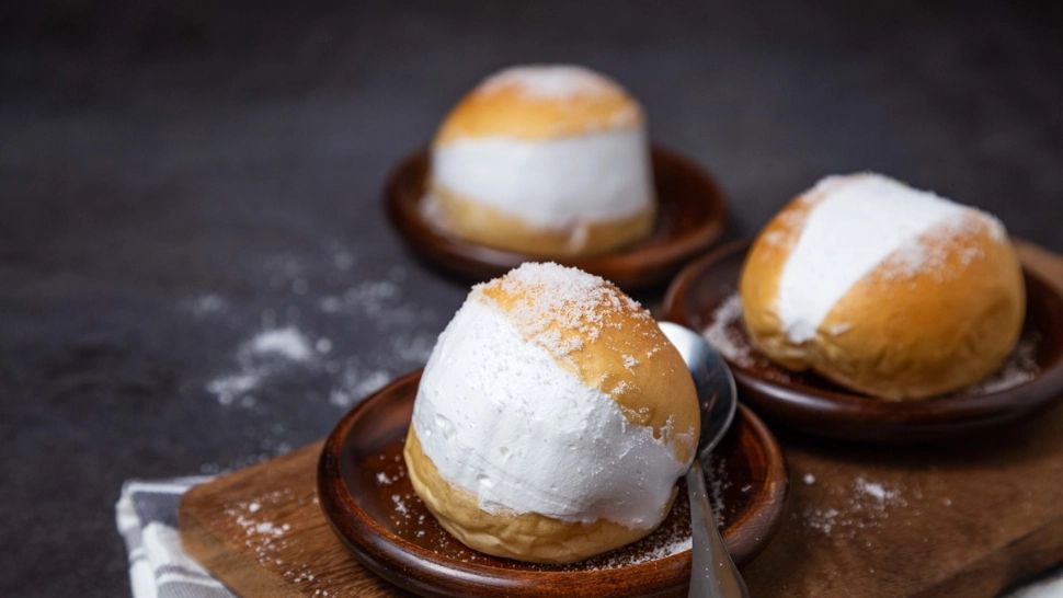 Maritozzi. Rețetă de brioșe italiene cu cremă de frișcă