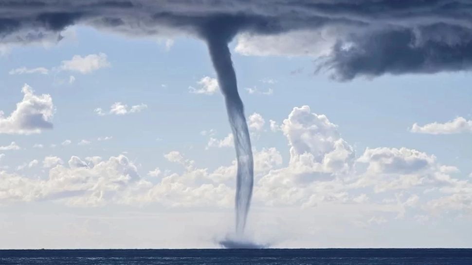 Clădiri avariate grav din cauza unui fenomen rar întâlnit în UE