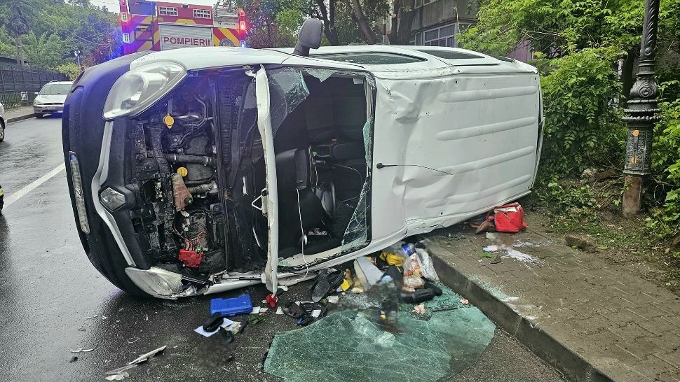  Tragedie în Vinerea Mare, în Giurgiu: o victimă, după ce mașina s-a răsturnat. Impactul, deosebit de violent
