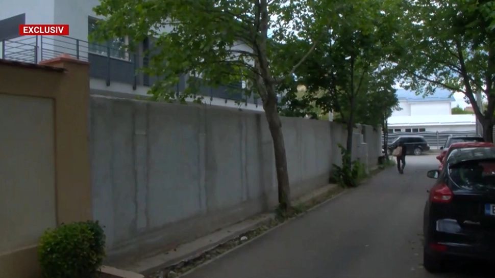 Schema "Mătușa": cum ascunde Piedone cele 7 vile de lux. Edilul de la 5 a pus MONOPOL pe un cartier întreg