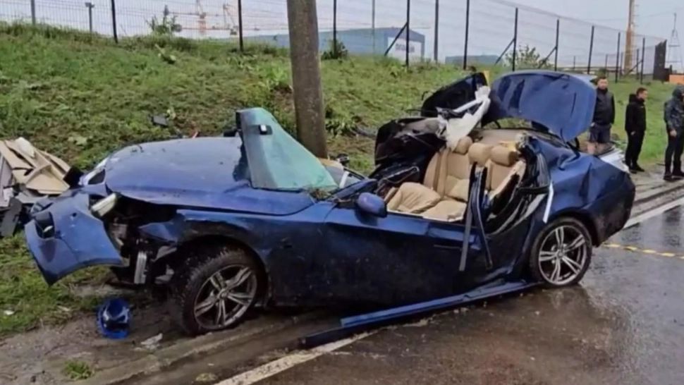 Accidentul de la Mangalia, suprins de camerele de supraveghere: un mort și un rănit grav, cu brațul amputat, după ce s-au răsturnat cu un BMW - VIDEO
