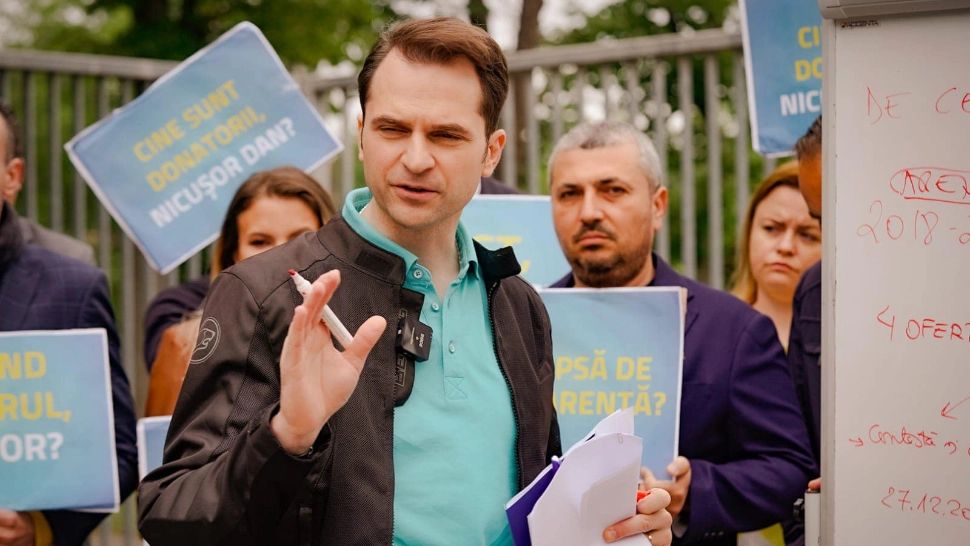 Sebastian Burduja trece pragul de 20% și este foarte aproape de Nicușor Dan în preferințele bucureștenilor 