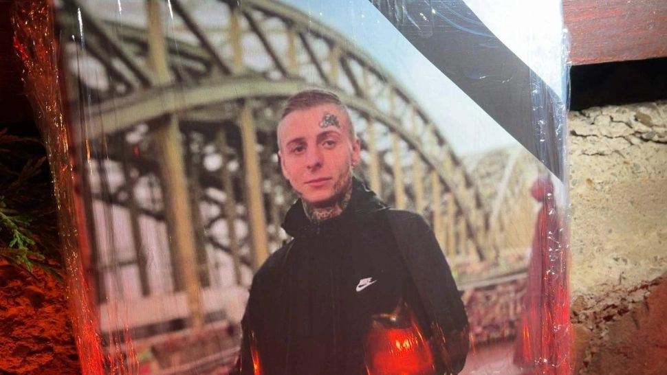 El este tânărul de 27 de ani mort la Suceava. Familia și prietenii îi aduc un ultim omagiu