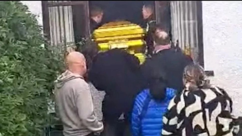 Înrmomântare regească pentru un interlop. Bărbatul a avut sicriul de aur