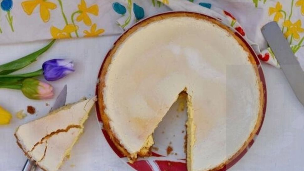 Rețeta de pască cu brânză zburată a bucătăresei Sanda Marin