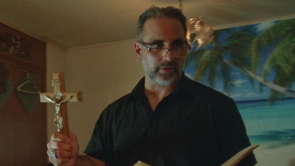 Școală închisă după ce o elevă a fost ”posedată de un diavol". Zeci de copii au început să se comporte bizar