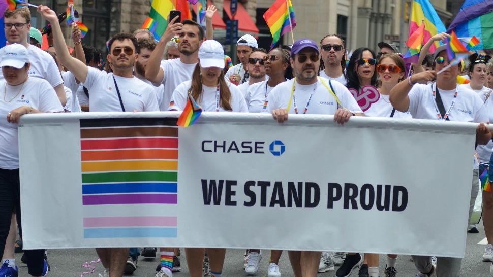 Un stat american le interzice transsexualilor să folosească toalete din școli în funcție de identitatea de gen asumată, nu cea naturală