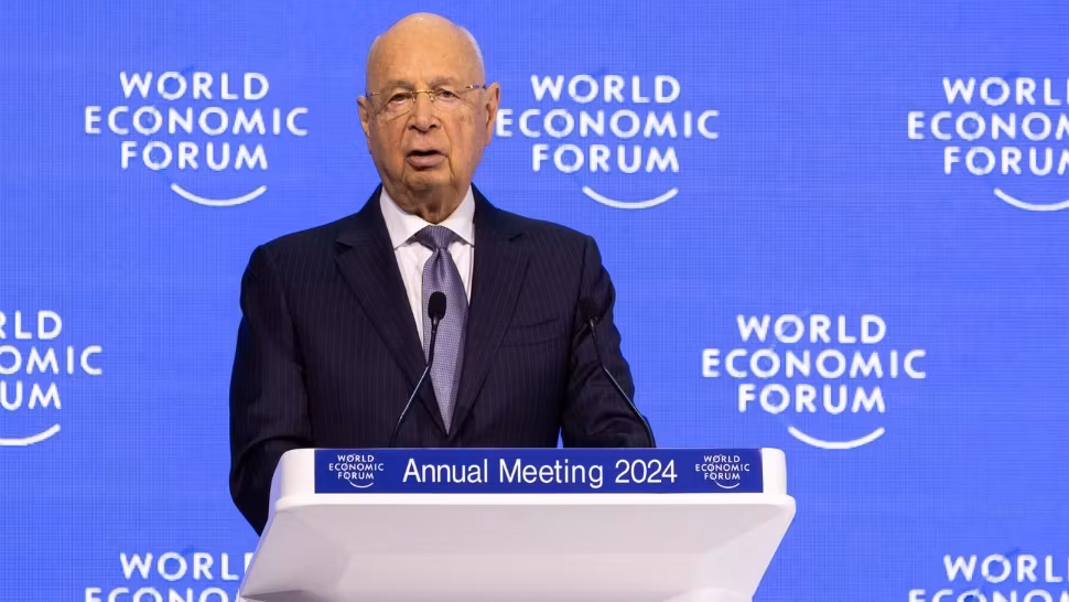 Controversatul Klaus Schwab se va retrage de la conducerea Forumului Economic Mondial de la Davos