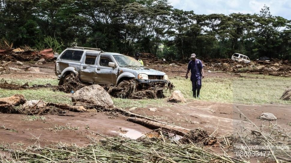 Vremea face ravagii în lume. Zeci de morți și case distruse