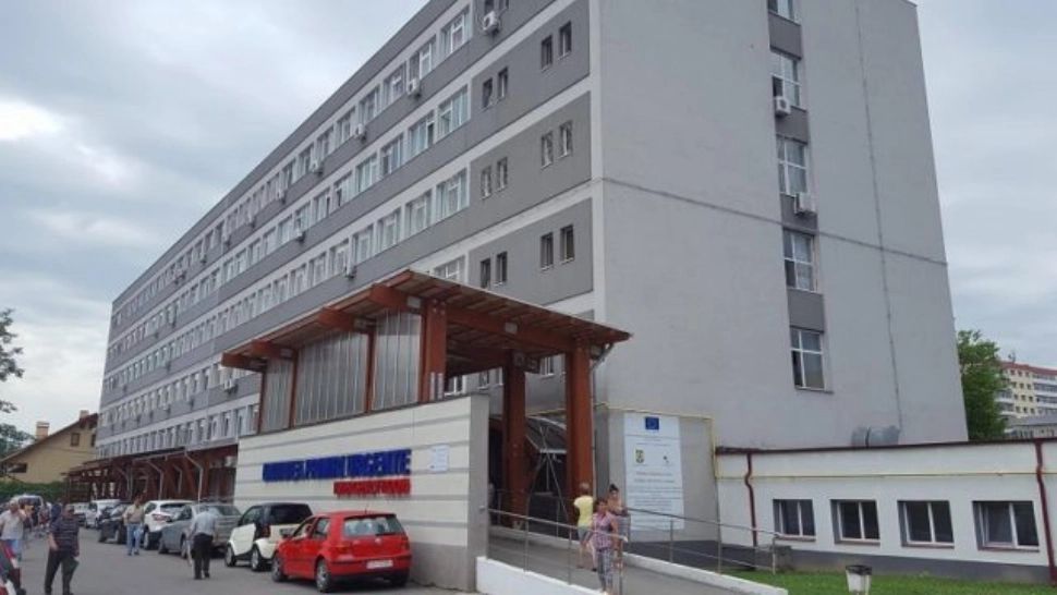 Tragedie la Spitalul Județean din Târgoviște. Un tânăr a murit după ce s-a prăbușit de la etaj