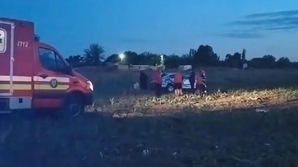 Accident pe o șosea din județul Teleorman. Doi copii, de 9 și 10 ani, și un adult, grav răniți VIDEO