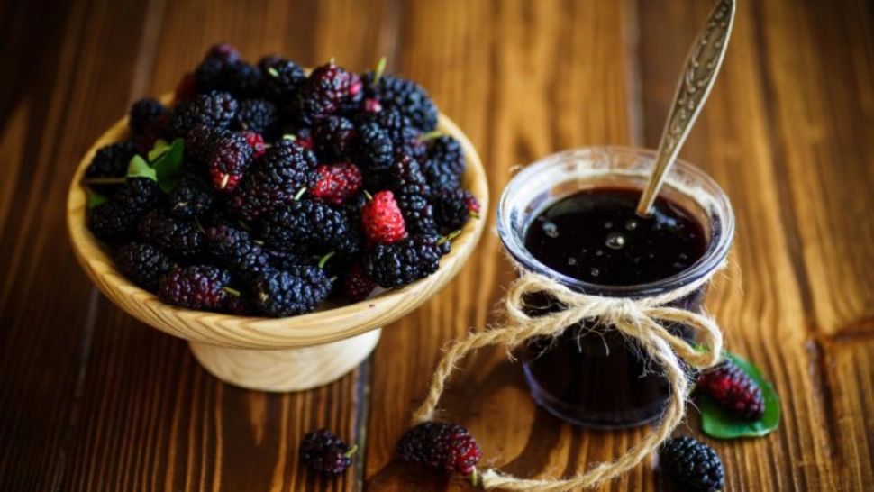 Rețeta sezonului: Cum se prepară delicioasa dulceață de dude