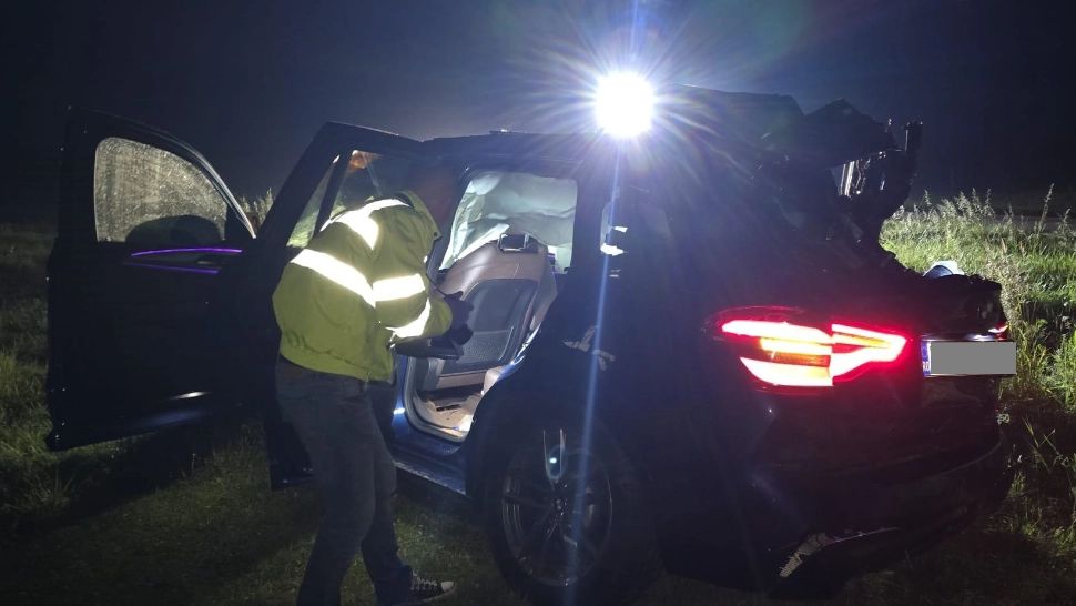 Un român a murit încercând să afle ce viteză maximă atinge noua sa mașină. Autoturismul a dat alarma la 112 - VIDEO