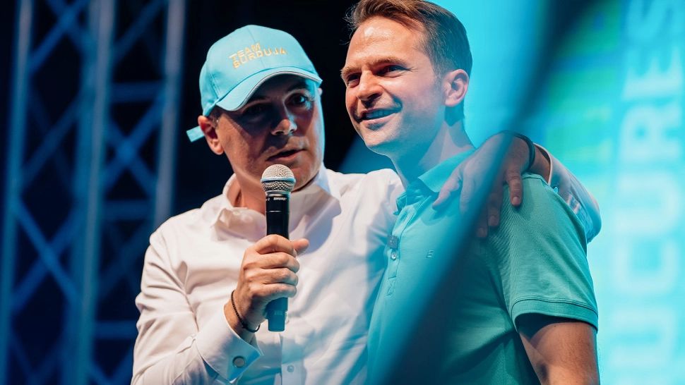 Eveniment PNL impresionant în fața Ateneului Român. Rareș Bogdan: Mulțumim lui Burduja pentru cea mai puternică campanie din Capitală. Anunț important despre candidatura lui Ciucă la prezidențiale