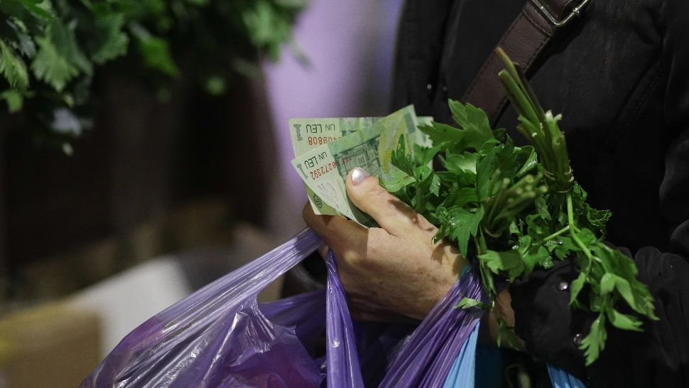 Planta care are de 4 ori mai multă vitamina C decât lâmâia. Elixir pentru sănătate la doar 1 leu!