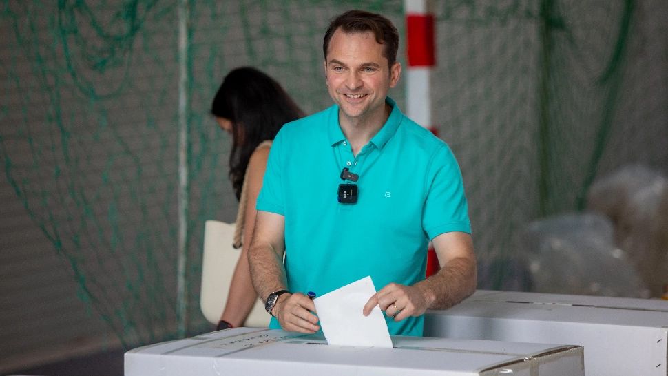 ALEGERI 2024. Sebastian Burduja, după vot: Merităm mult mai mult. Am încredere în bucureșteni, i-am simțit că-și doresc altceva