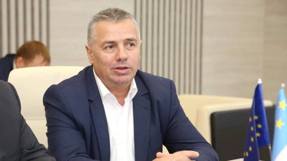 TU DECIZI. Dosar de candidat. City managerul acuzat că și-a bătut colegul de partid