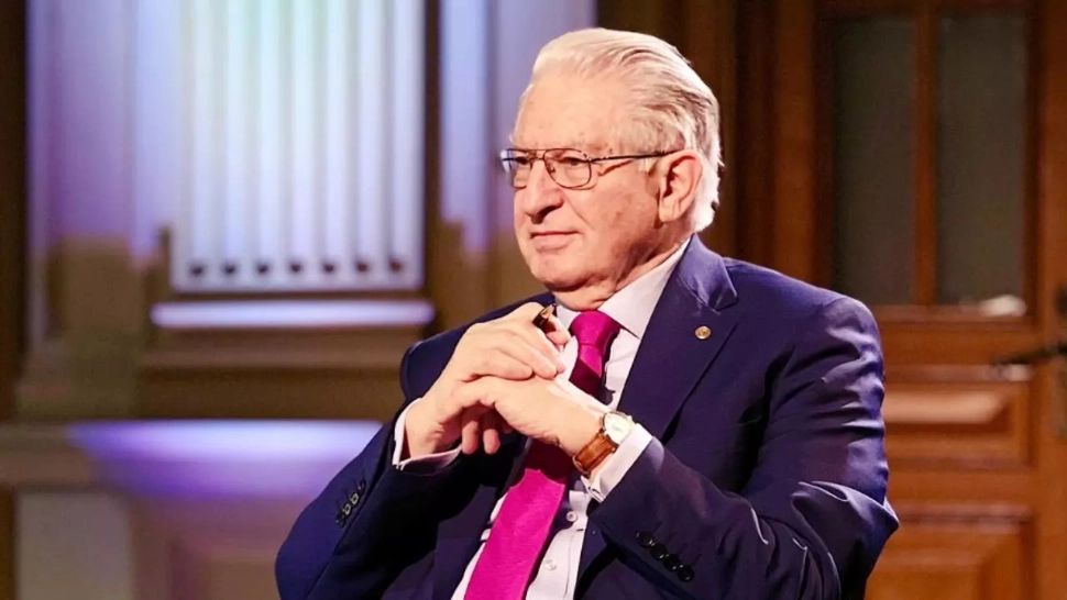 Alimentul minune care curăță sângele, recomandat de prof. dr. Vlad Ciurea