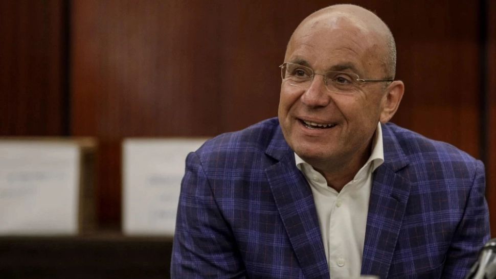 Gușă: PalaDA a început să semene cu PieleaNU, e cu ”Erji, Beji, tot un drac”! Manipularea (și) prin sondaje mincinoase în “România = SECURISTAN”