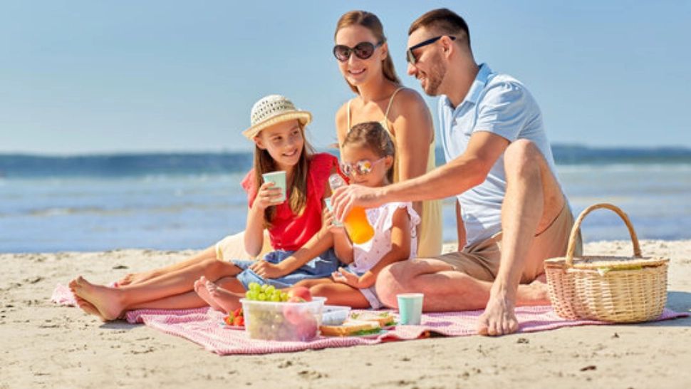 Adevărul despre prețurile hotelurilor de pe litoral - Cât costă un sejur la malul mării pentru o familie, odată cu venirea vacanței 