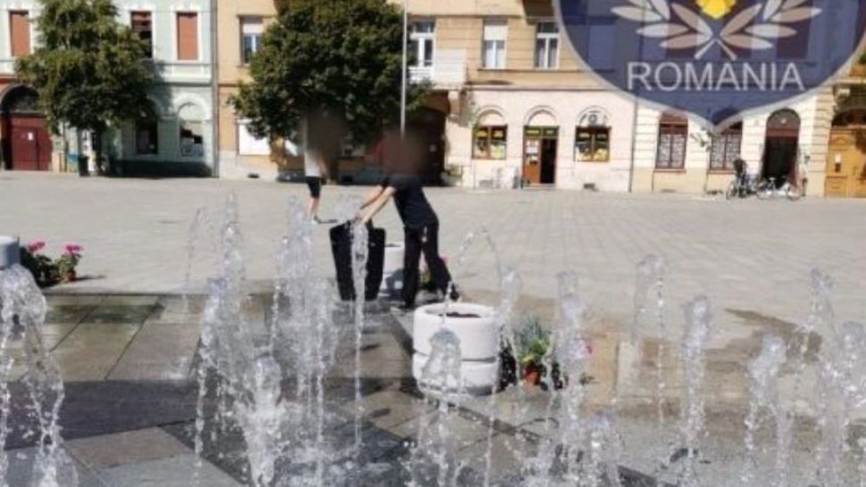 Femeie amendată că și-a spălat covoarele în cea mai nouă fântână arteziană din Arad